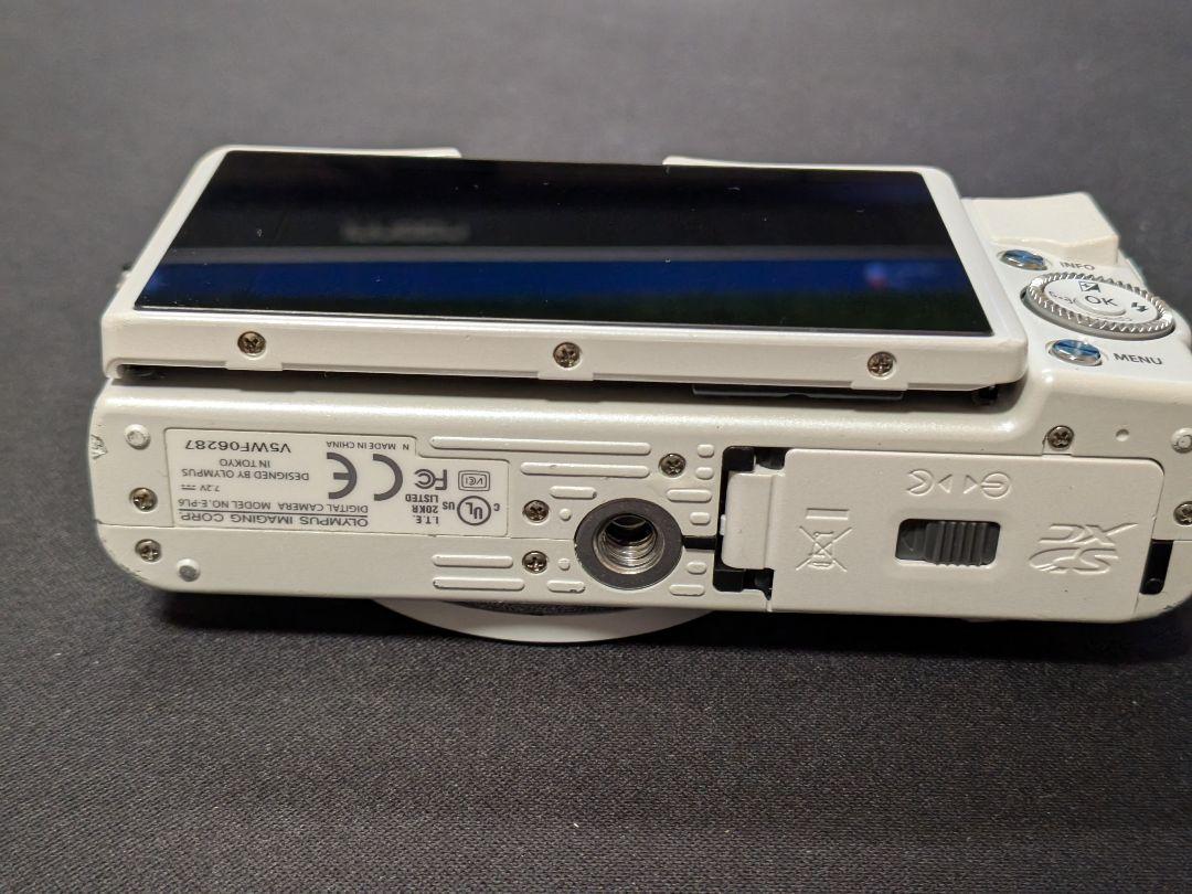 OLYMPUS PEN Lite E-PL6 ボデイ内手ぶれ補正エラー有 - デジタル