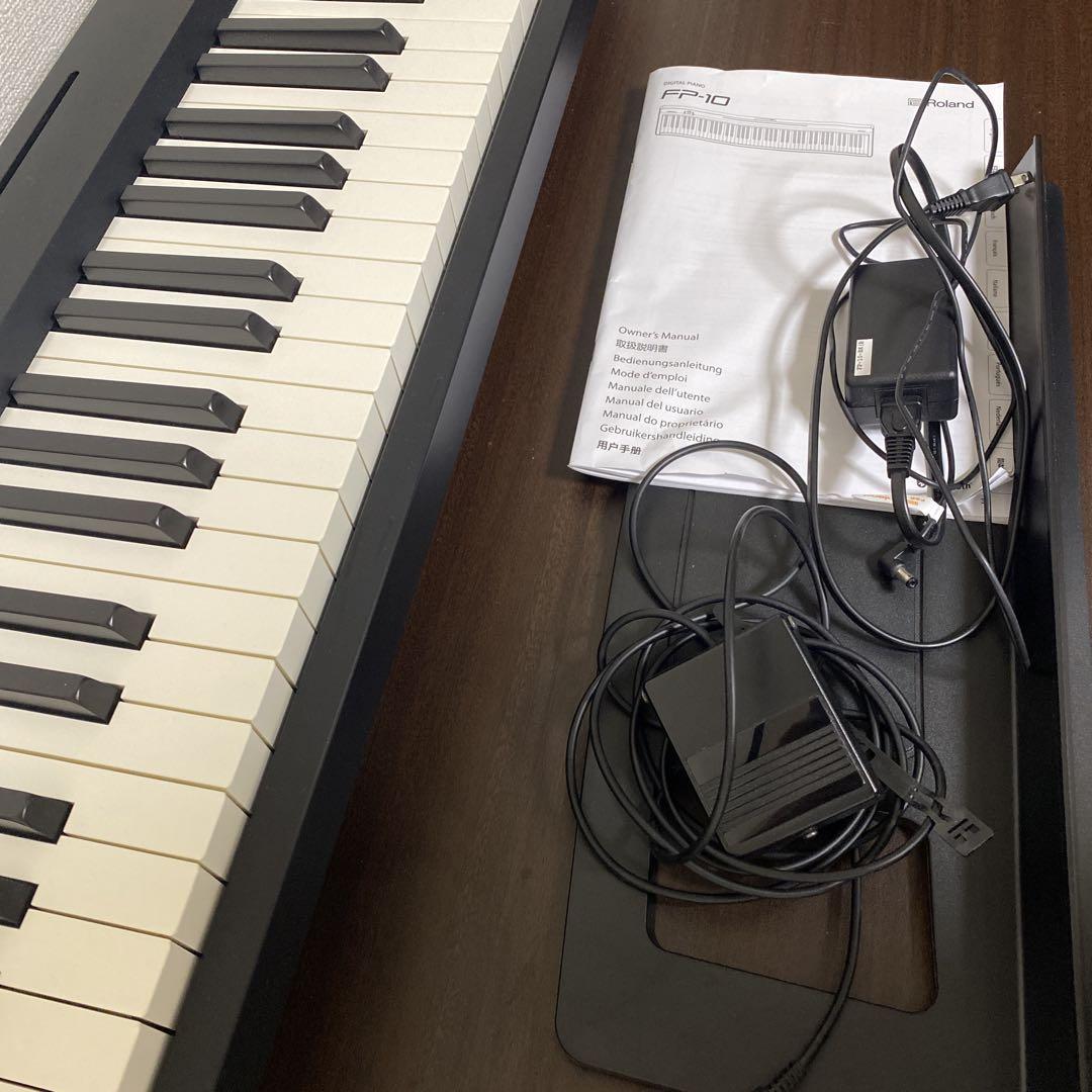 Roland FP-10 電子ピアノ フルセット（ペダル・譜面台、説明書付き）
