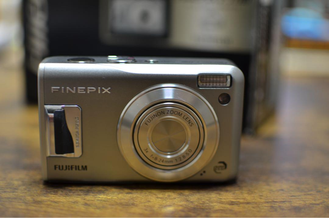 デジタルカメラ FUJIFILM FinePix F31fd