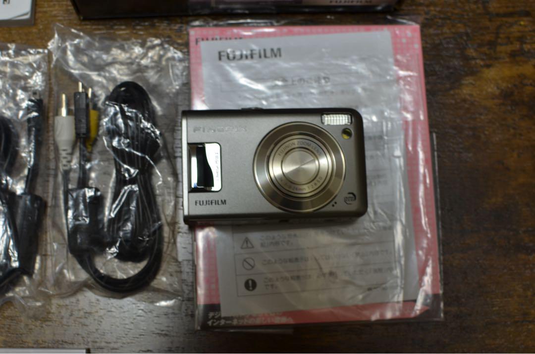 デジタルカメラ FUJIFILM FinePix F31fd