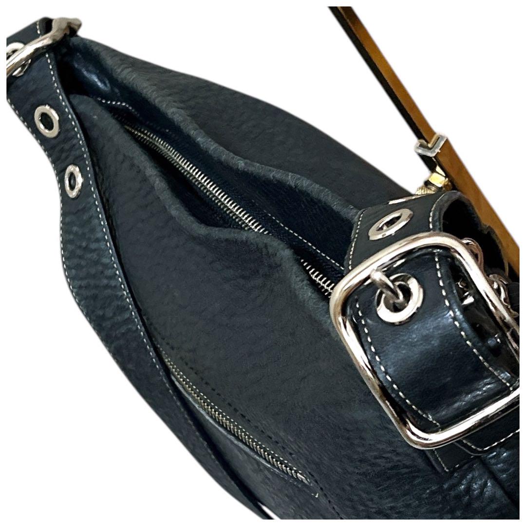 美品✨ コーチ ショルダーバッグ シボ革 レザー F72362 黒Ω