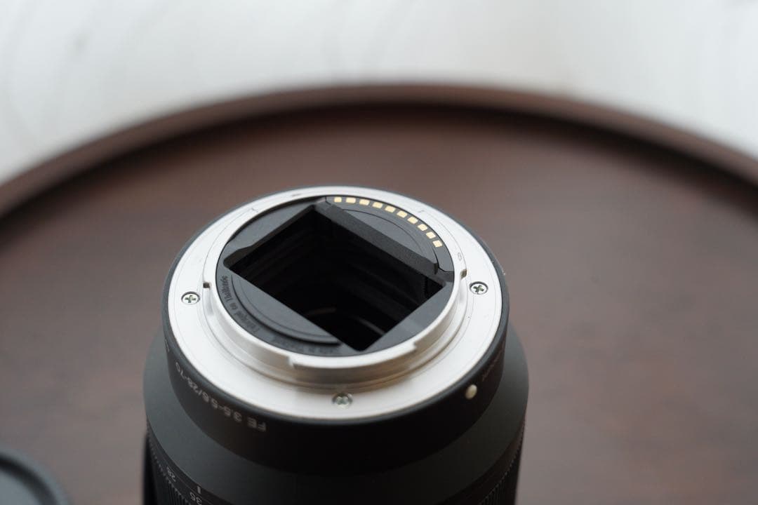SONY 標準ズームレンズ FE 28-70mm F3.5-5.6 OSS SONY 標準ズームレンズ FE 28-70mm F3.5-5.6 OSS