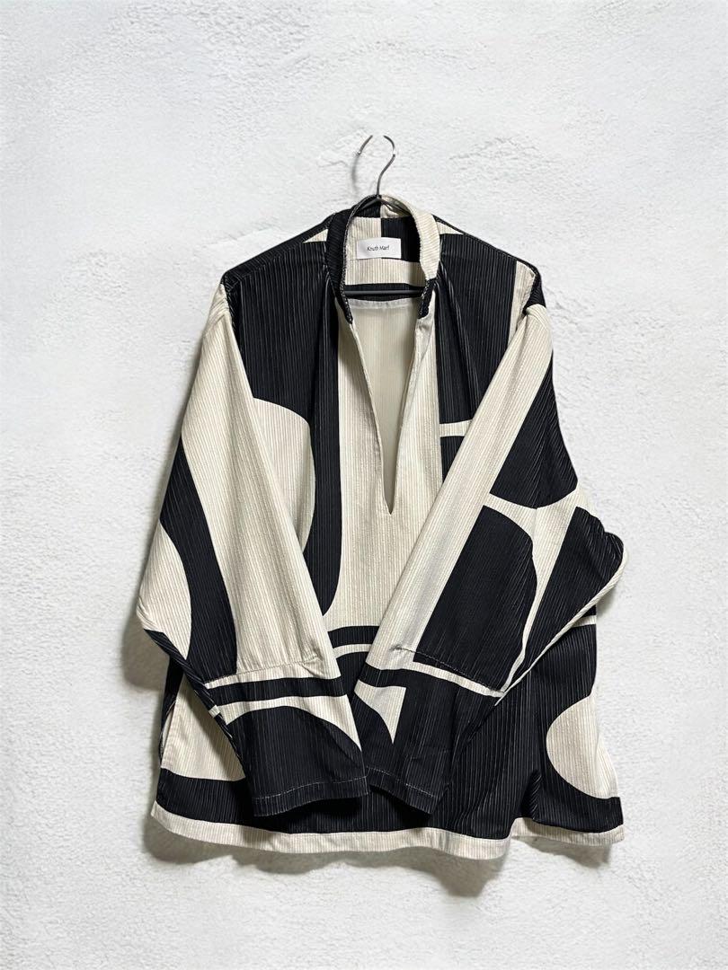 （Mサイズ）クヌースマーフ　23AW キーネックトップス