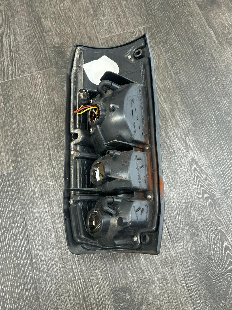 ランクルプラド　78プラド　DEPO製　LED　テールランプ　左右セット
