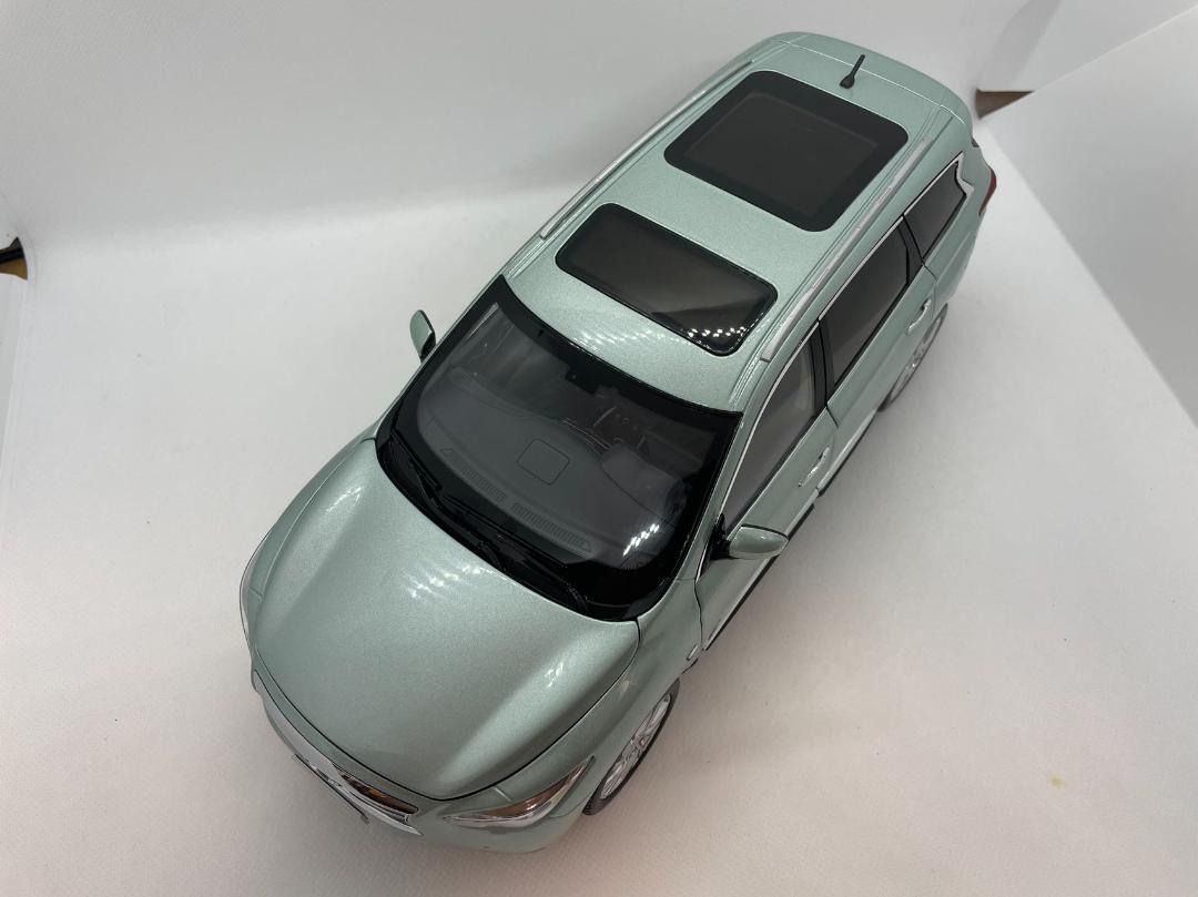 インフィニティ特注 1/18 インフィニティ INFINITI QX60