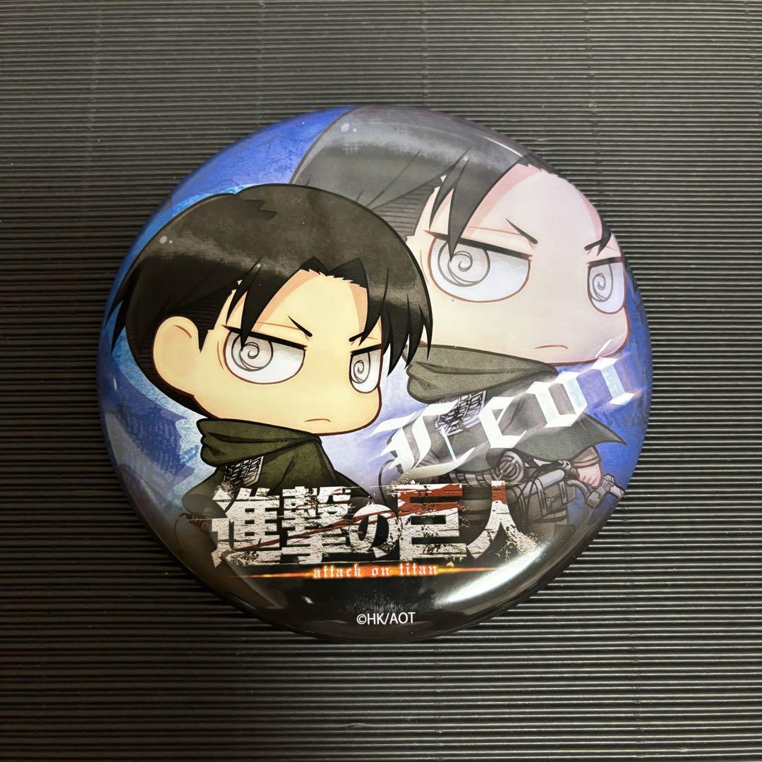 進撃の巨人 リヴァイ缶バッジ Anique Shop JAPAN