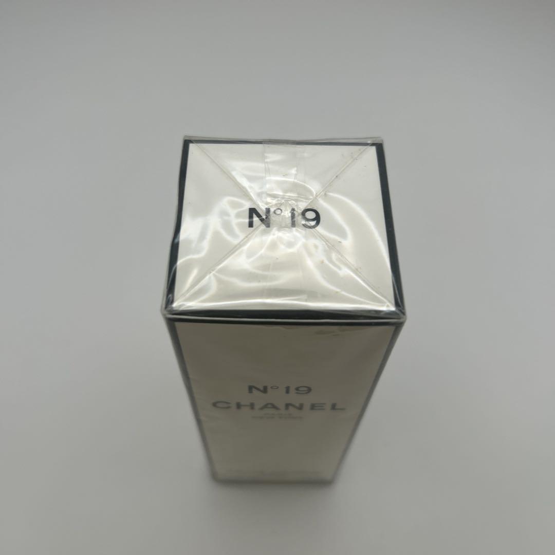CHANEL シャネル No19 オードトワレ EDT 50ml