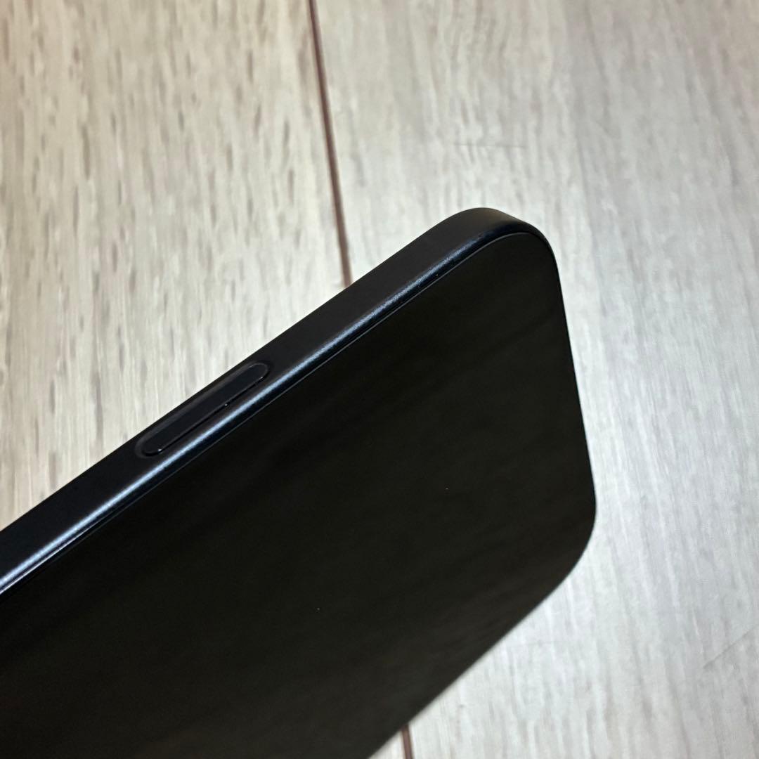 【美品】iPhone16 ブラック 256GB