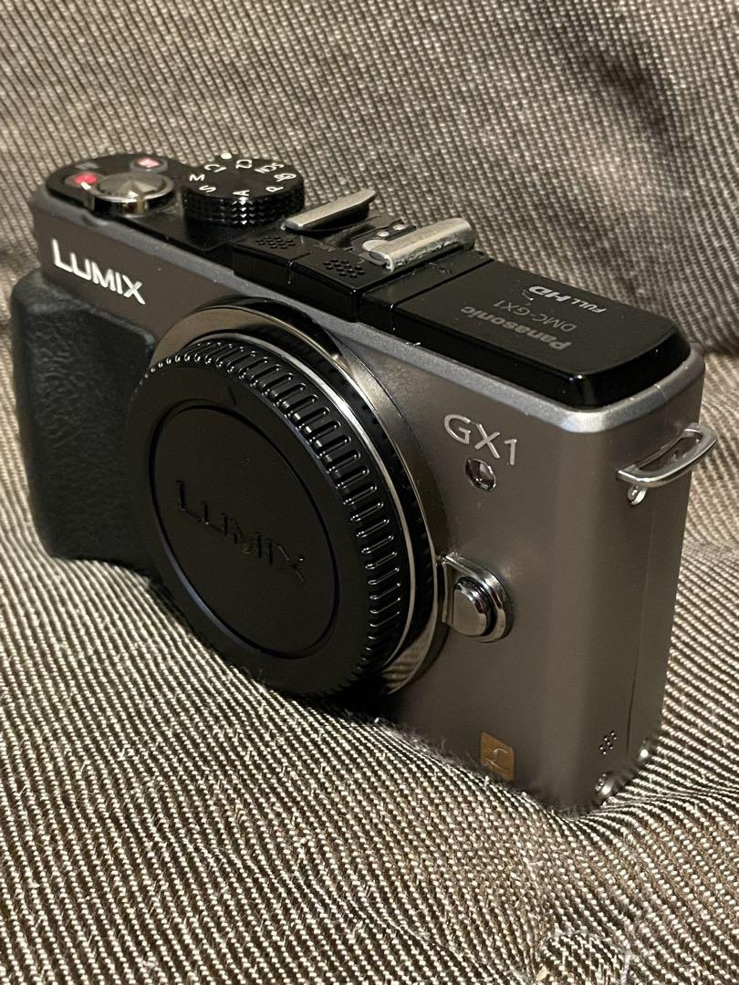 LUMIX GX1 ミラーレスカメラ　本体、バッテリー、4GBSDカード LUMIX GX1 ミラーレスカメラ 本体、バッテリー、4GBSDカード