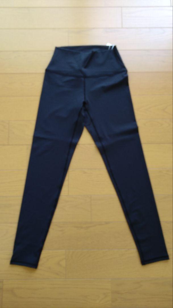 【新品】LAVA SUKARA ヨガウェア  Mサイズ　ベーシックレギンス
