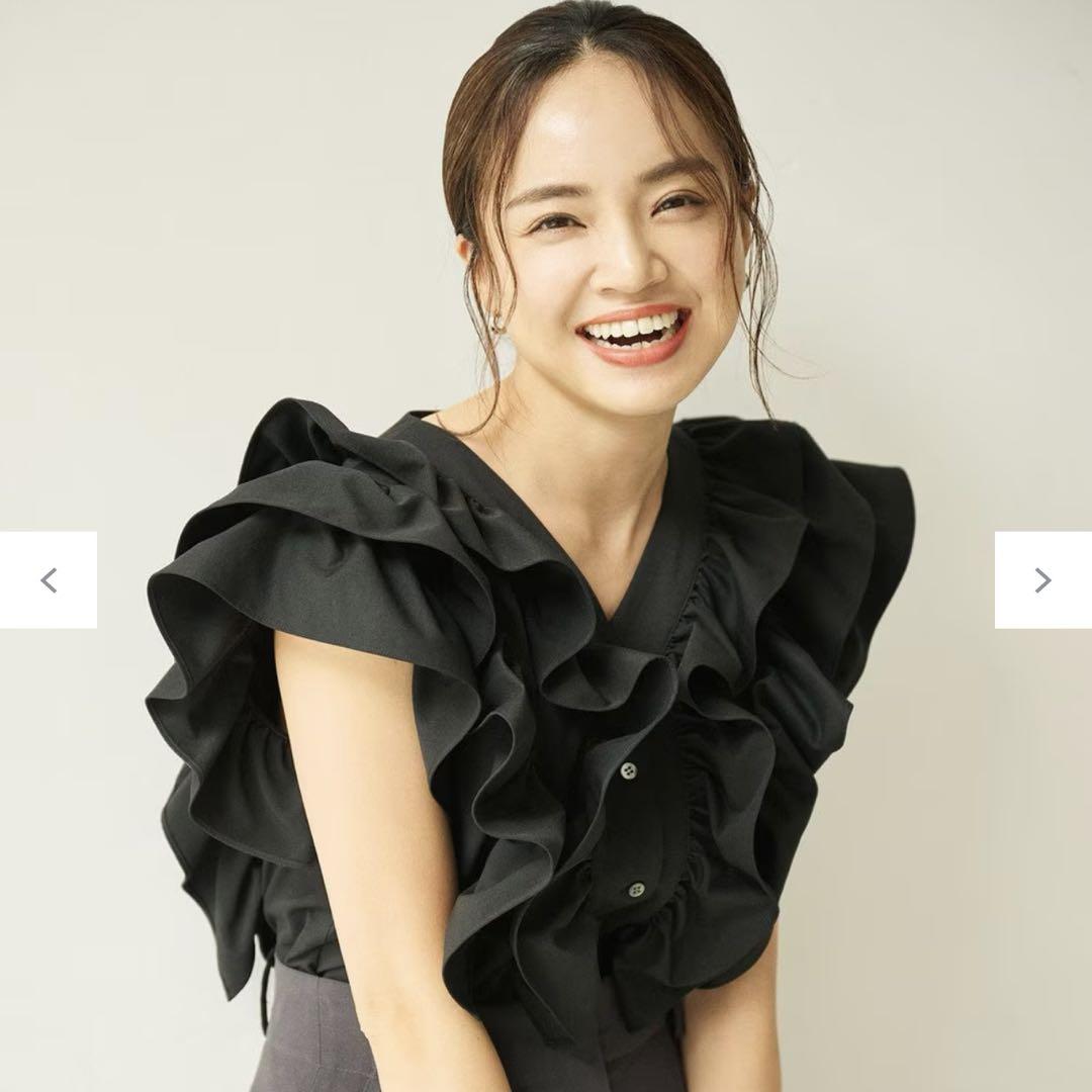 #Newanse 春名亜美コラボ　ブラウス