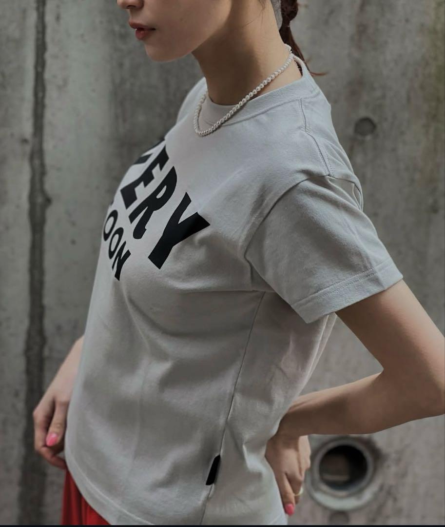 トーマスマグパイ コンパクトTシャツ アイスグレー トップス