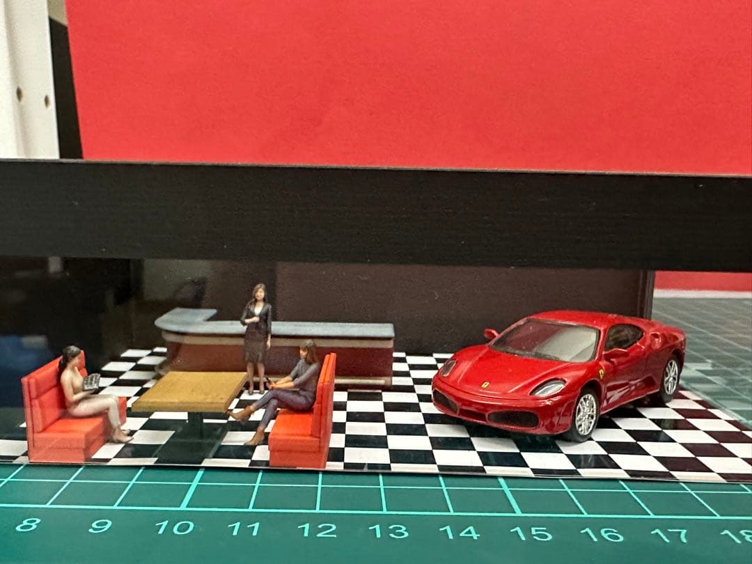 ミニチュア★1/64★ショールーム★フィギュアに★ミニカーに★ジオラマに