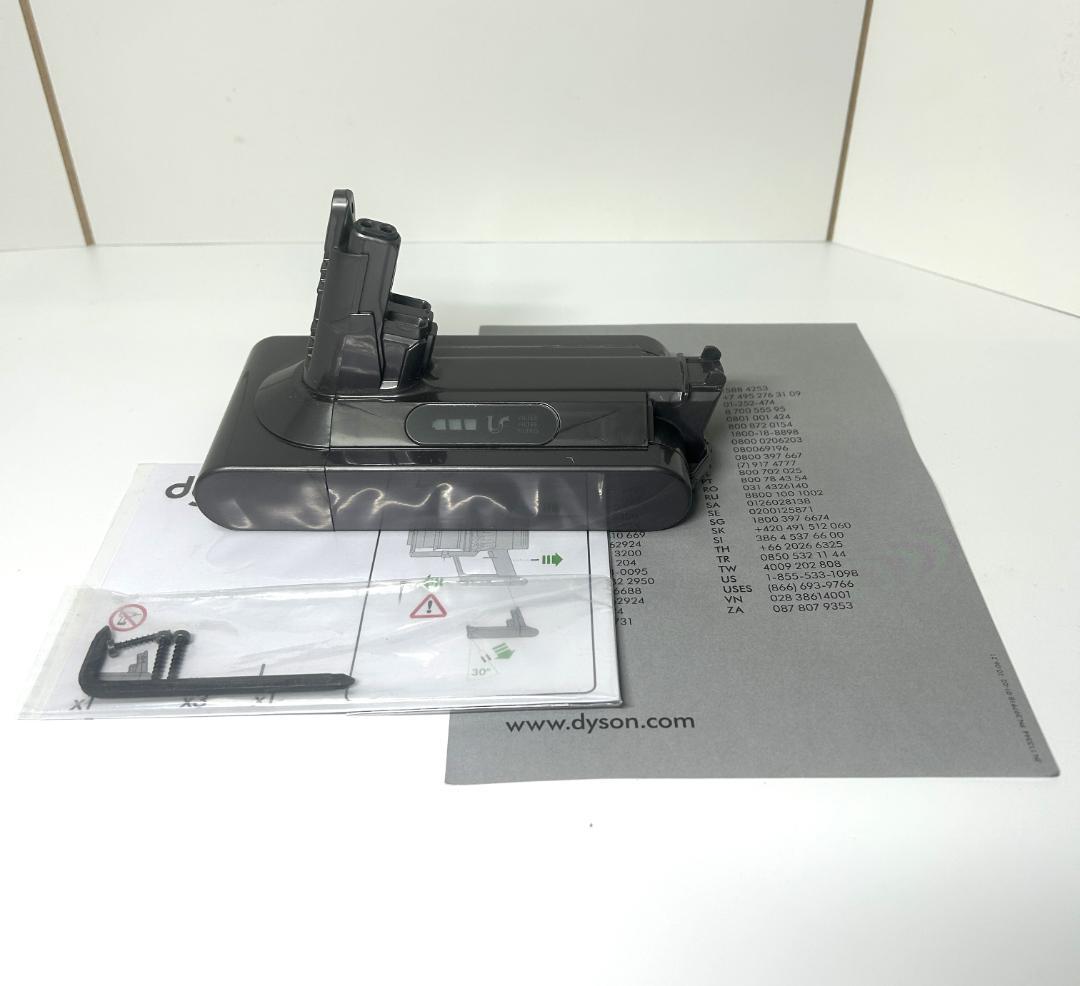 純正品】ダイソン Dyson v10 SV12 バッテリー 新品 - メルカリ