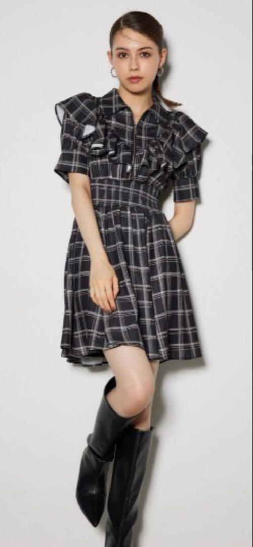 フロントジップハーフスリーブシャツミニワンピース