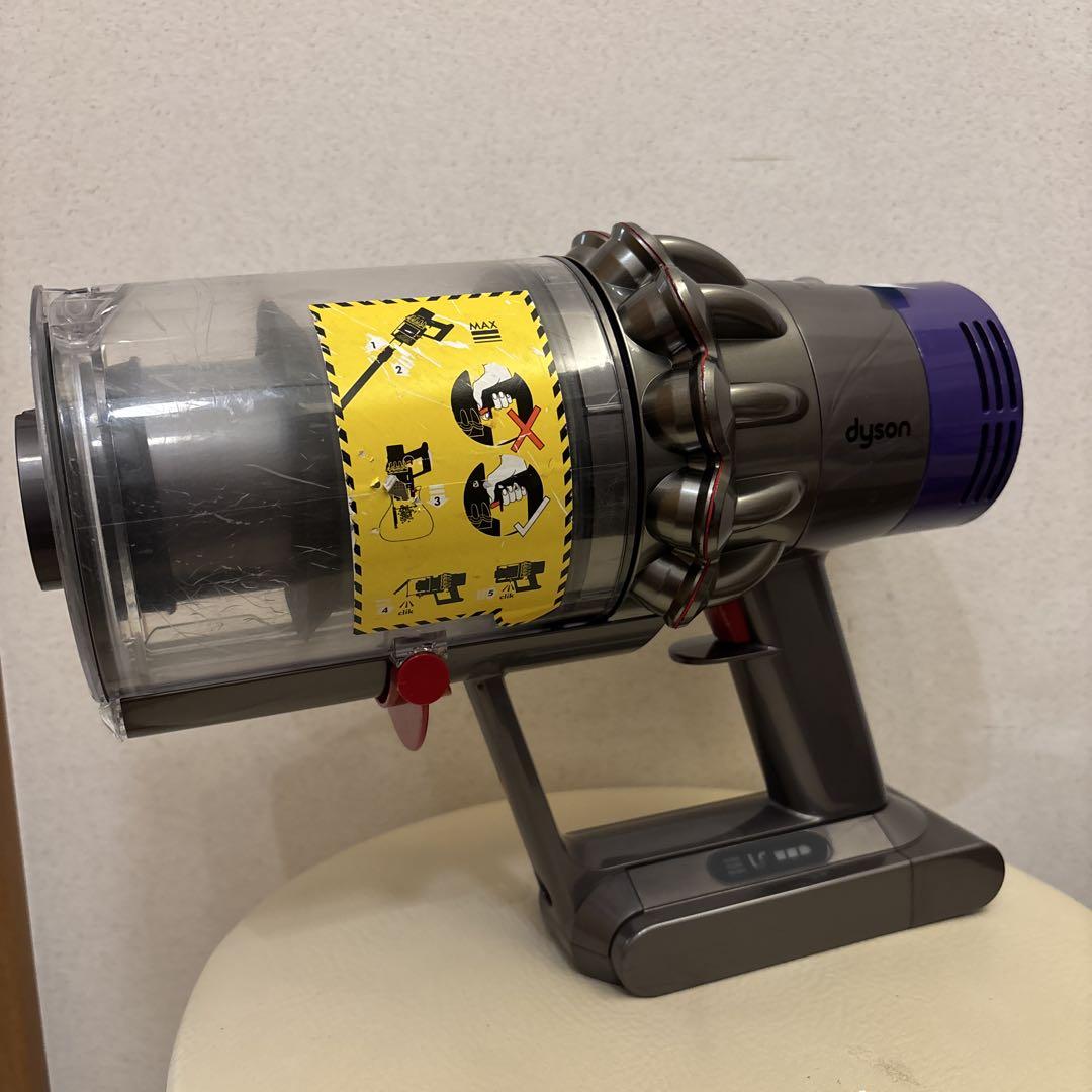 簡単分解清掃動作確認済　掃除機　Dyson SV12 コードレスクリーナー Dyson SV12コードレスクリーナー 簡単分解清掃動作確認済 掃除機