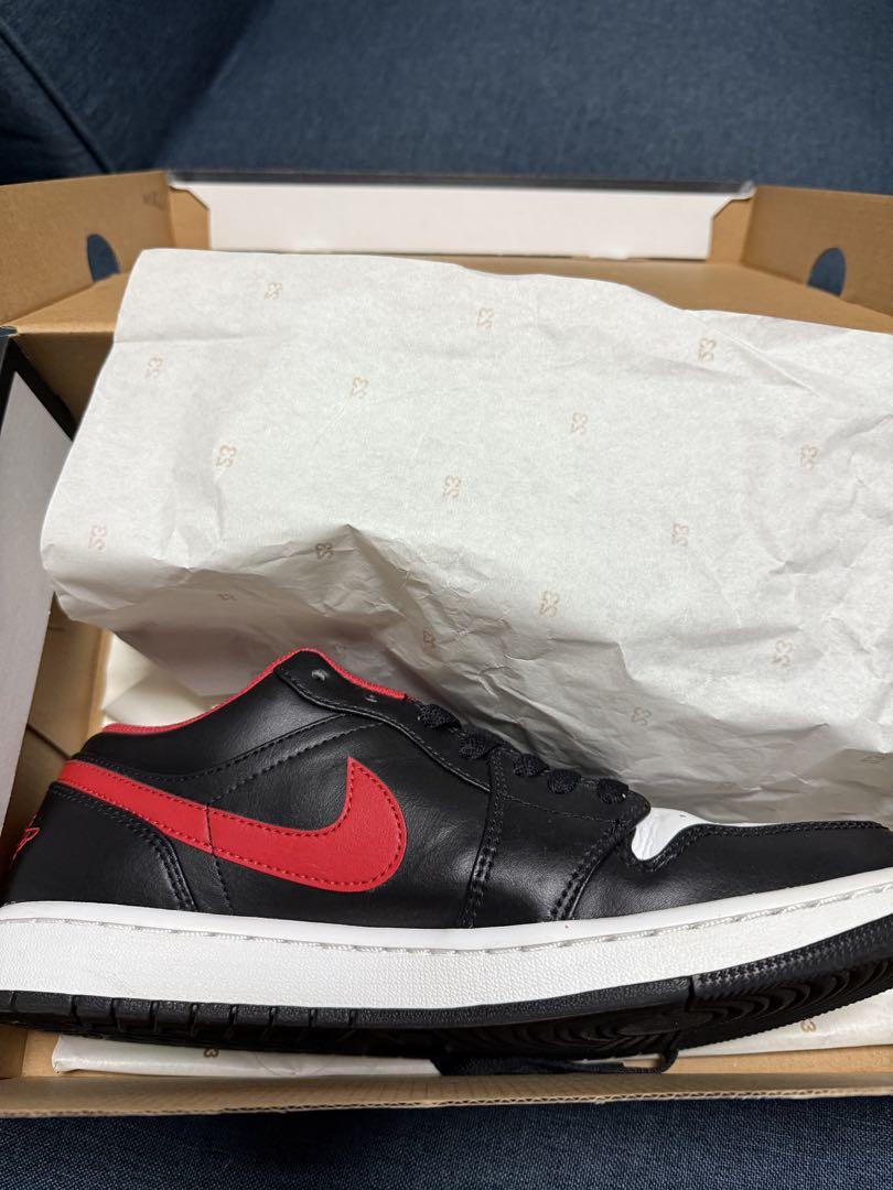 エアジョーダン aj1low Black/fire red white 27cm