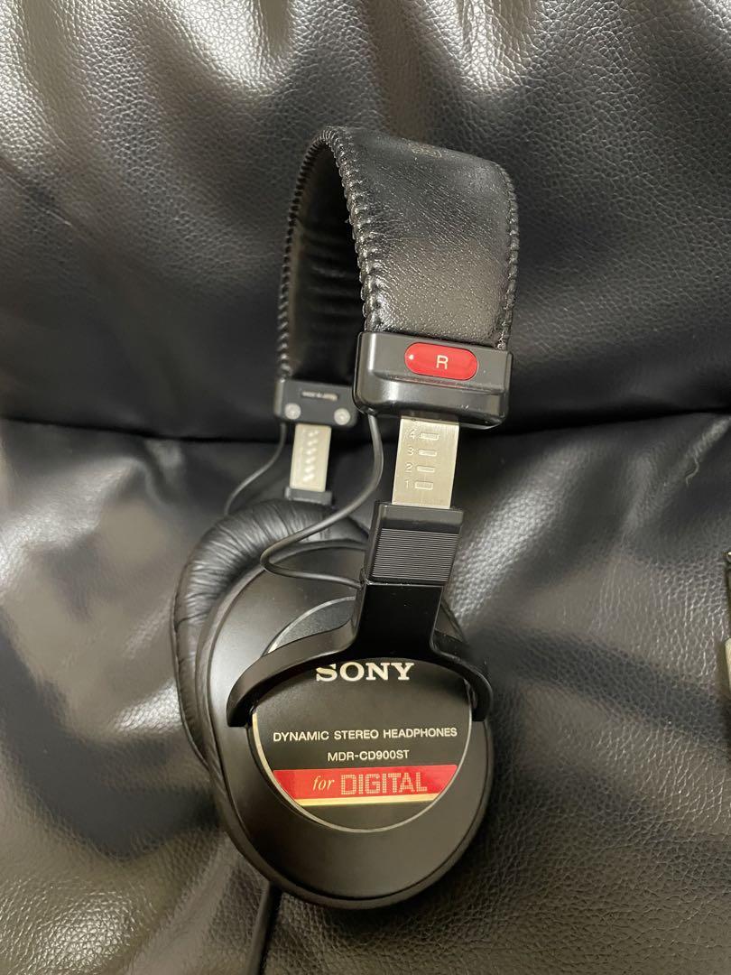 SONY スタジオモニターヘッドホン MDR-CD900ST