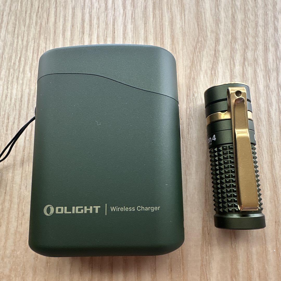 ライト・ランタン OLIGHT Baton4 Premium Edition