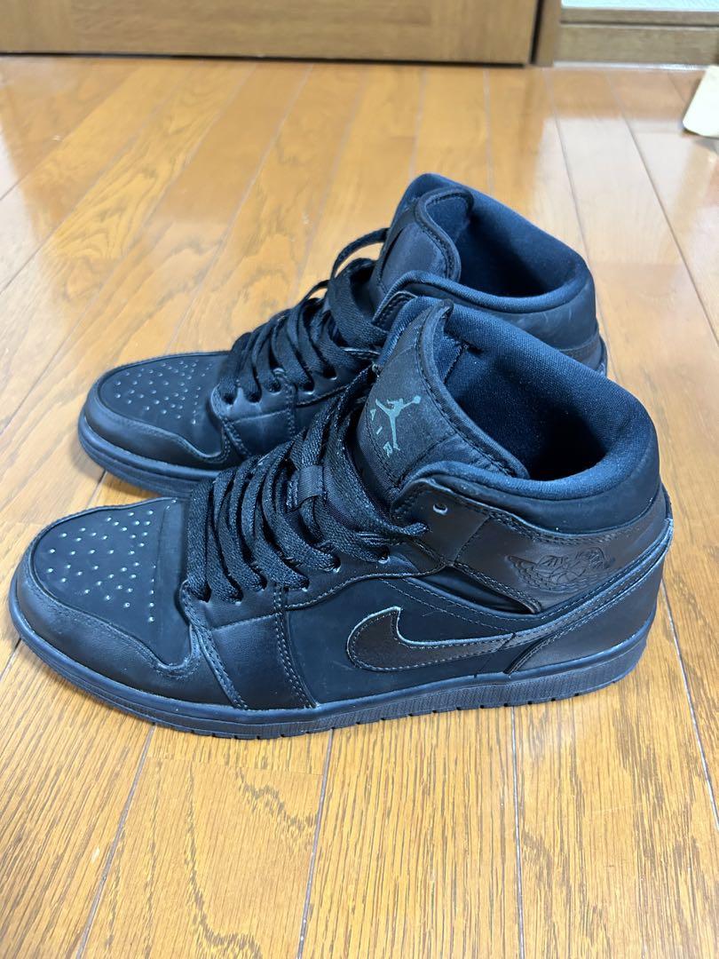 NIKE AIR JORDAN 1 MID \