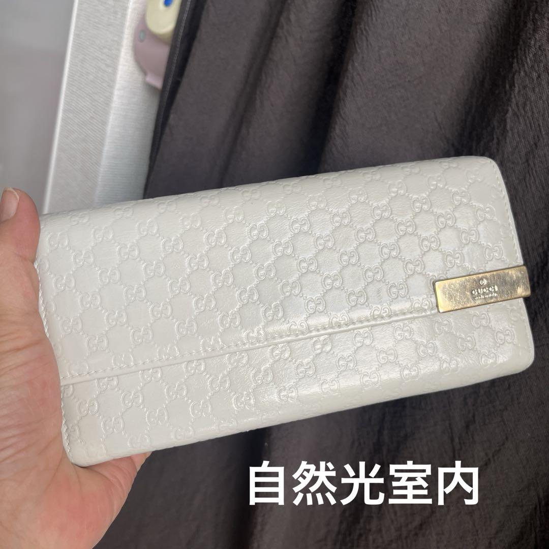 良品✨GUCCI 長財布　マイクロシマ　バイカラーロゴプレート　ホワイト