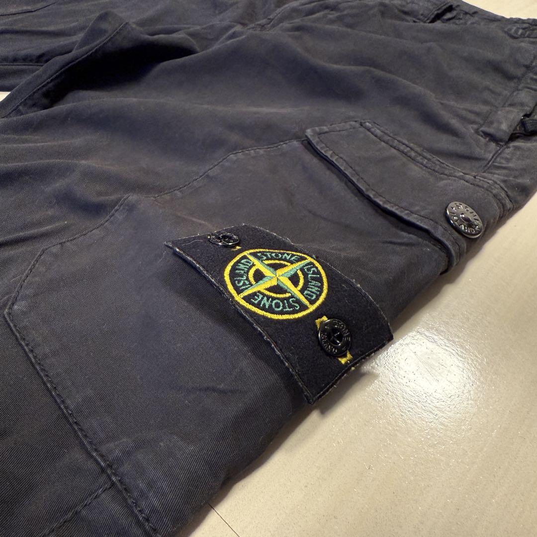 STONE ISLAND ブラックカーゴパンツ