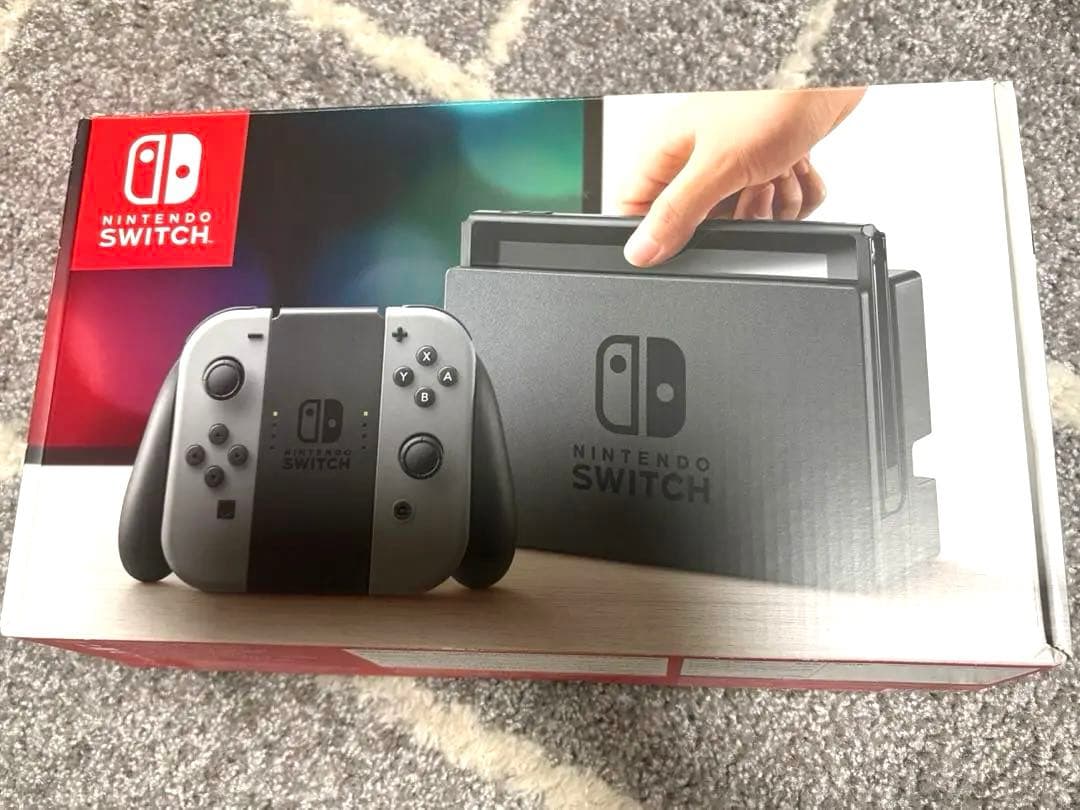 任天堂Switch本体　グレー