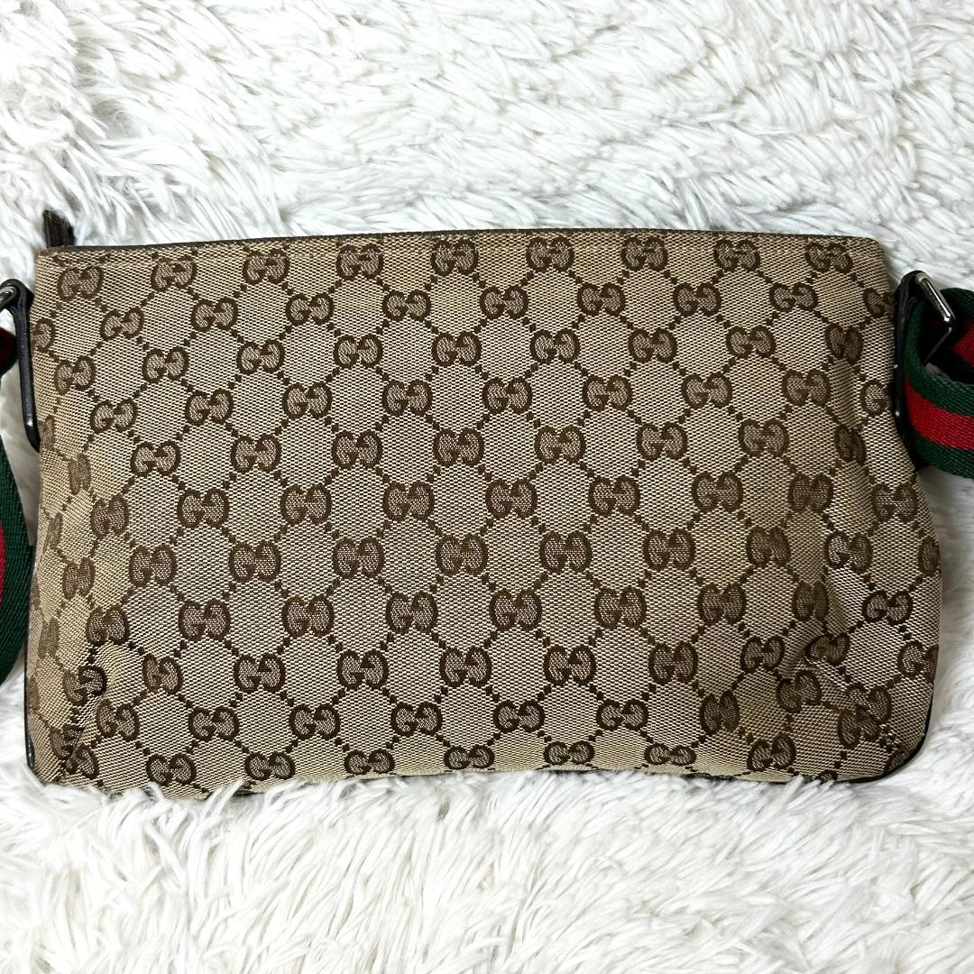 GUCCI グッチ ショルダーバッグ GG キャンバス 斜め掛け シェリーライン GUCCI グッチ ショルダーバッグ GG キャンバス 斜め掛け シェリーライン
