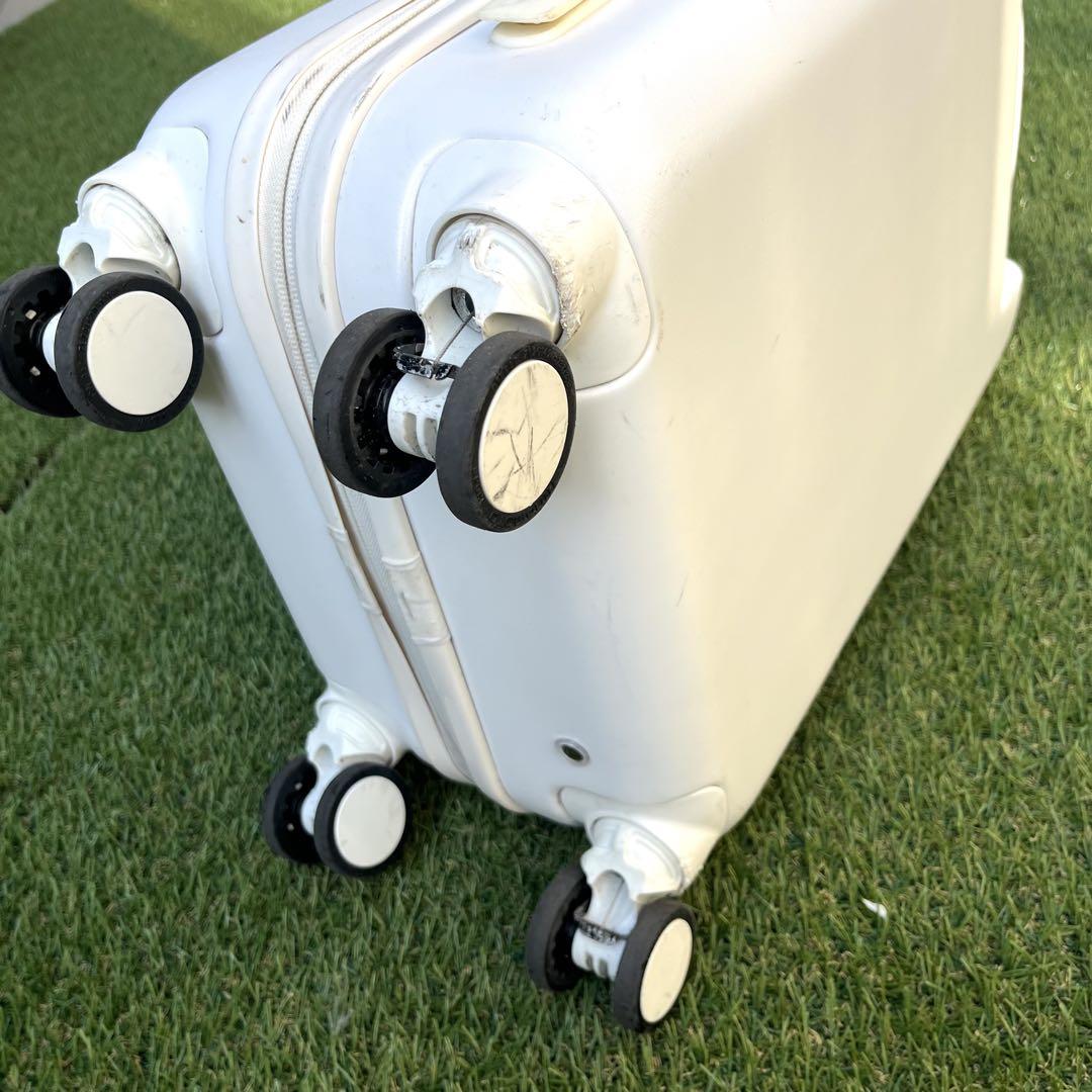 Aww スーツケース ホワイト 機内持ち込みサイズ 34L