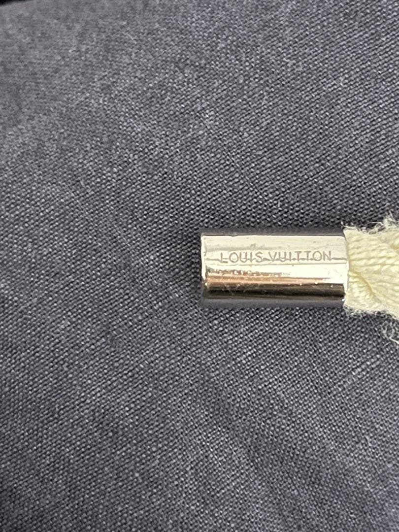 LOUIS VUITTON ネイビー 42
