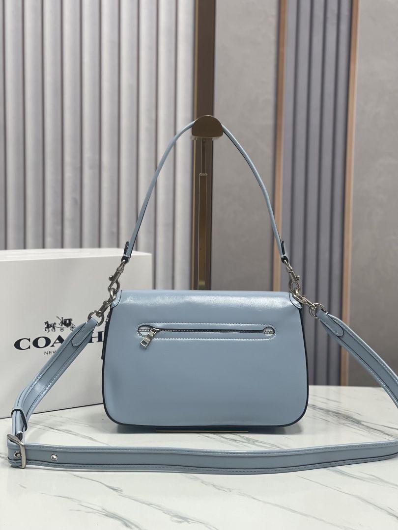 COACH CR653