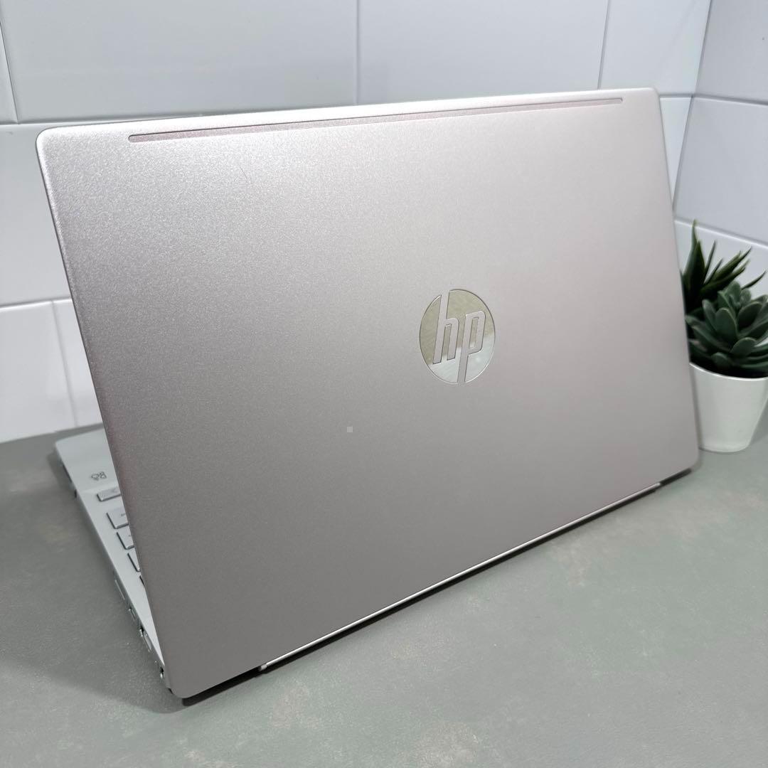 【極上品】HP限定カラーSAKURA☘10世代i5☘新品NVMe512GB