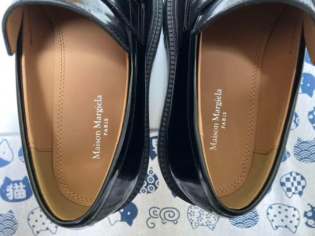 MAISON MARGIELA タビ レザーローファー 24CM。