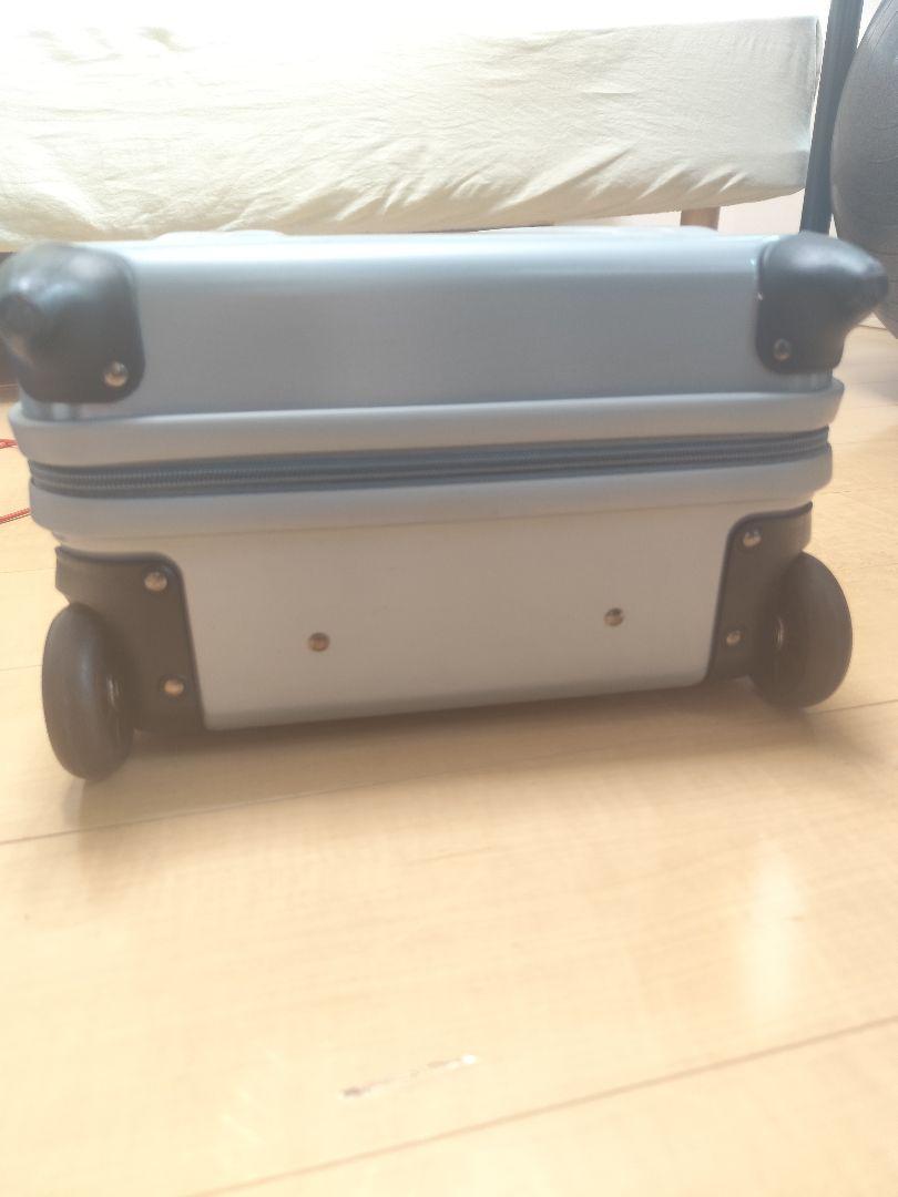 ゼロハリバートン キャリーケース 機内持ち込みサイズ