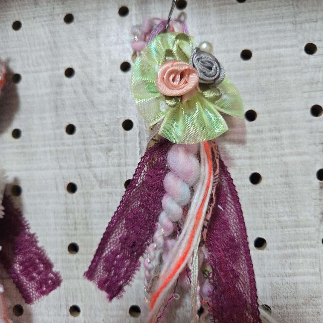 いちごパフェ様✨専用ハンドメイドタッセルチャーム約12×5cm G