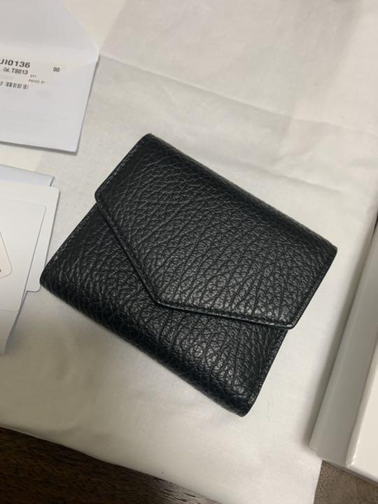 新品 メゾンマルジェラ 黒 6rh0y-m68087036738 三つ折り財布 新作超激安