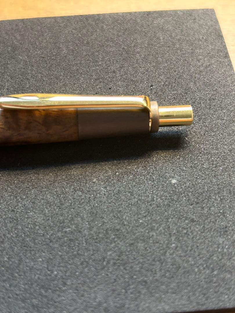 ハワイアンコアカーリー 古風金具目立った傷や汚れなし