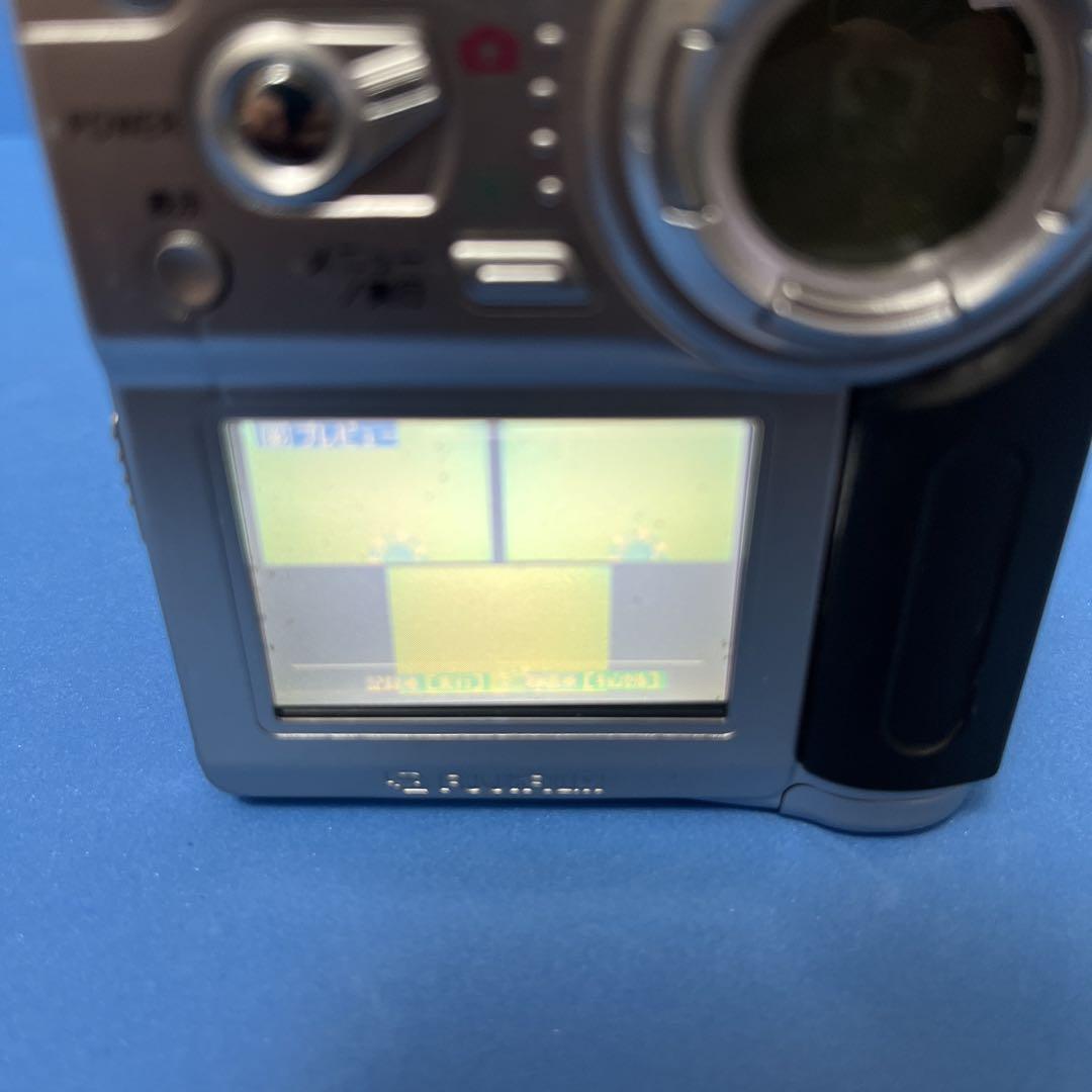 FUJIFILM　finepix4700z　フジフィルム　デジタルカメラ