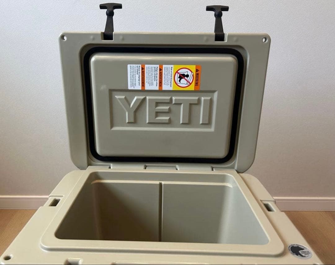 YETI タンドラ35 クーラーボックス ベージュ OLIVEOS_COM_TR