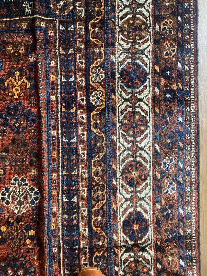 rug目立った傷や汚れなし