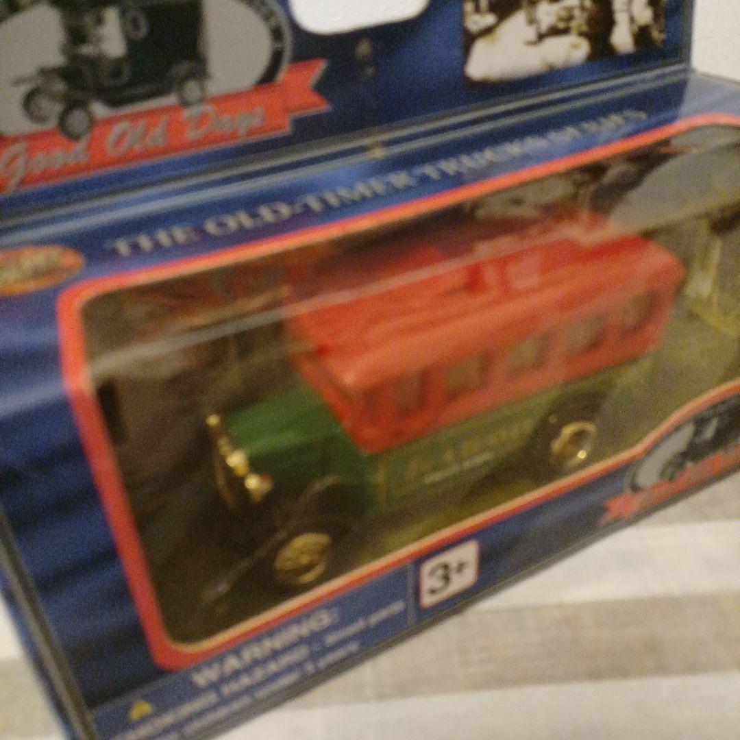 GOLDEN WHEEL 1940 Tourist Bus ホットウィール
