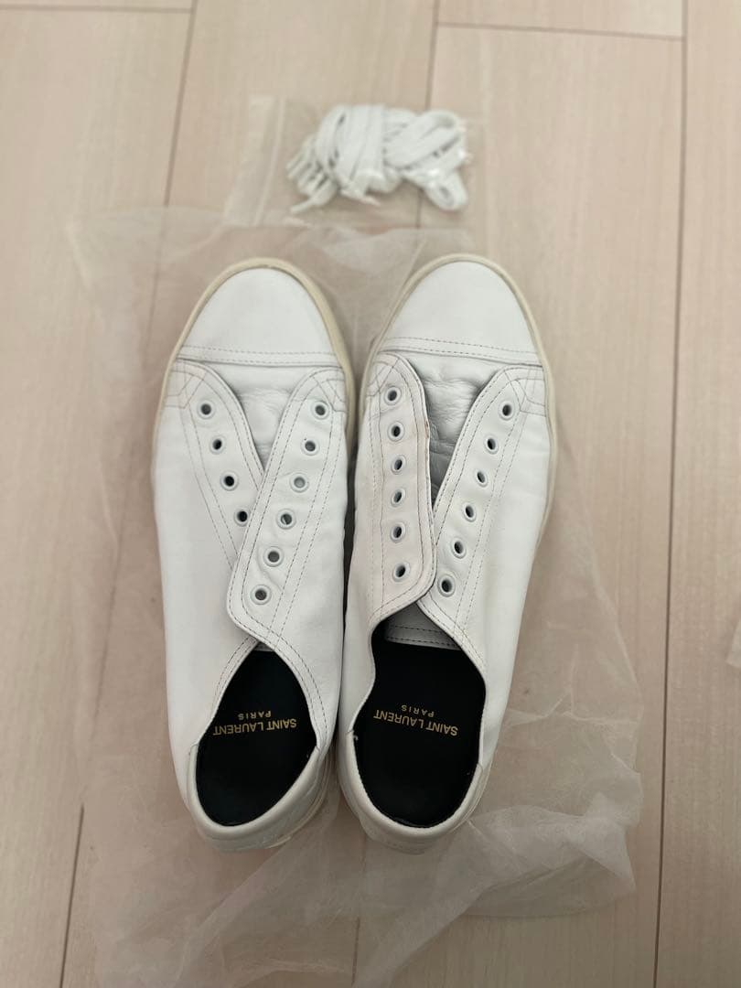 サンローランパリス 白 靴 サンローランパリス 白 靴