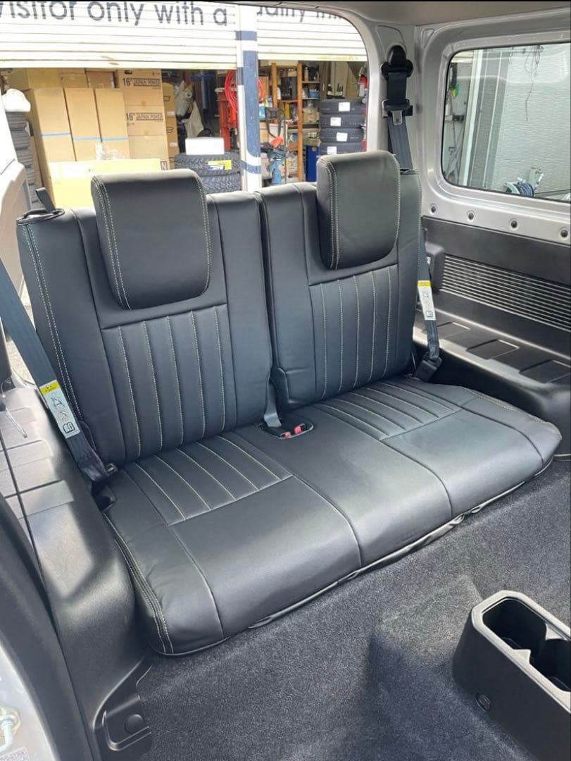 ストライプデザイン目立った傷や汚れなし