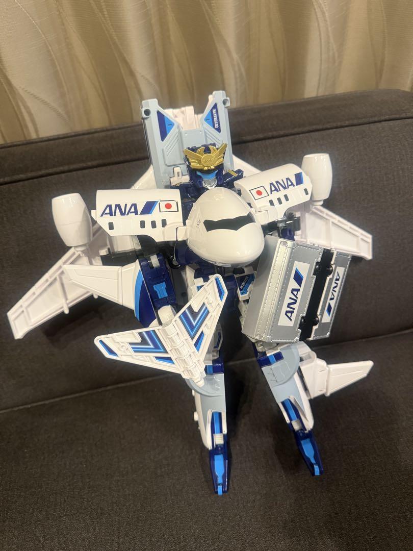 トミカ DXスカイブレイバー ANAジェット旅客機
