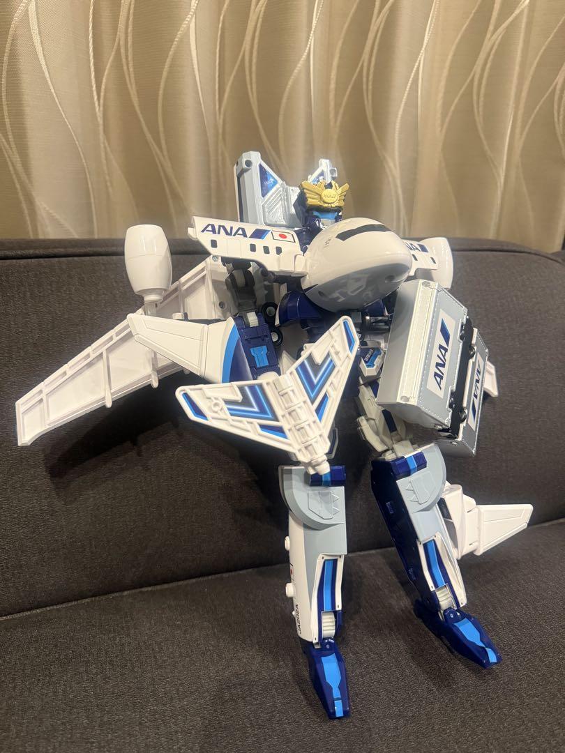 トミカ DXスカイブレイバー ANAジェット旅客機