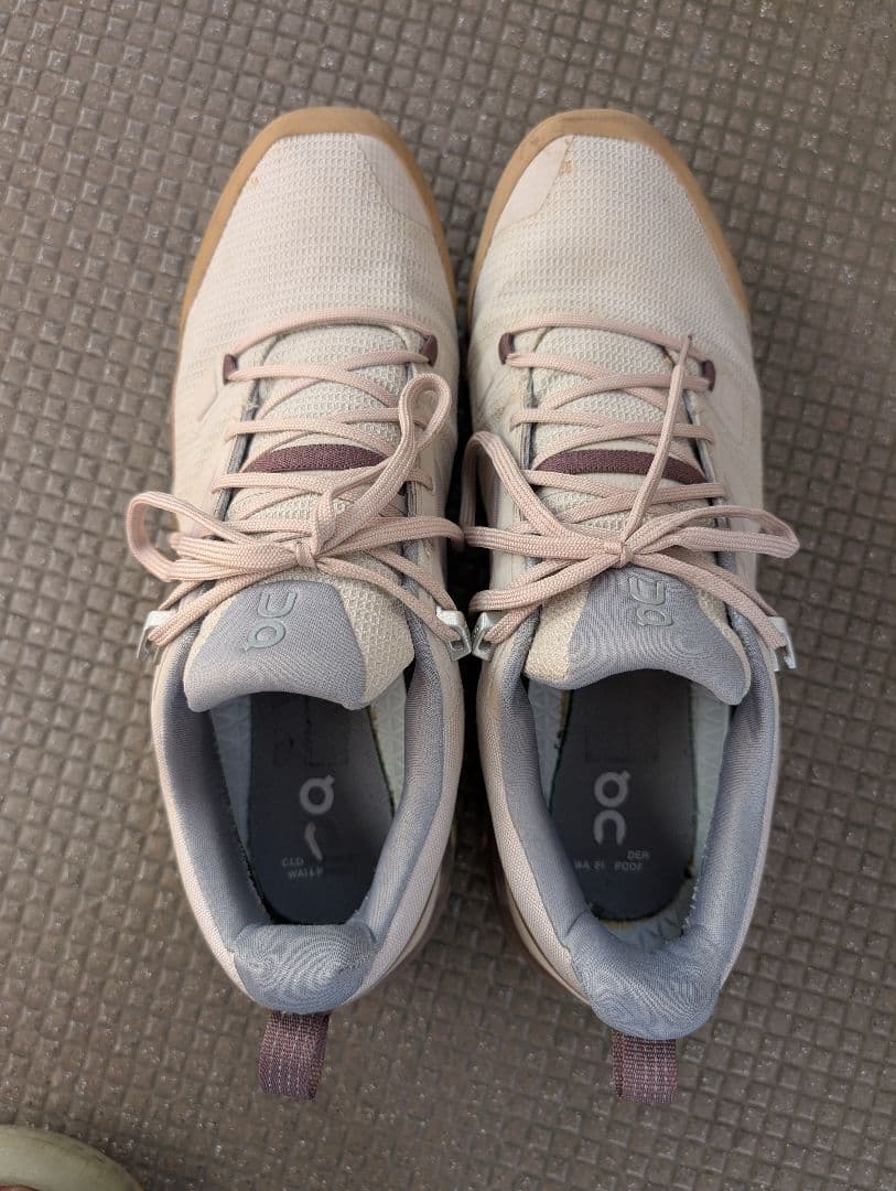 完売品 On オン CLOUDWANDER WATERPROOF