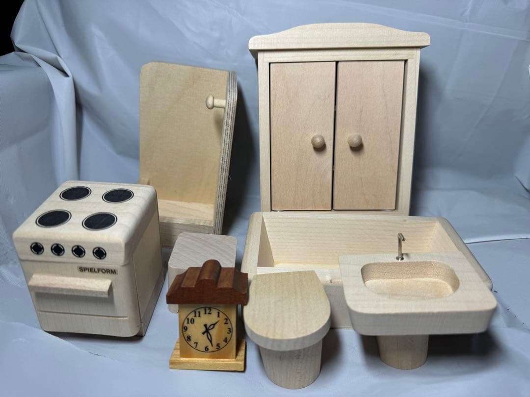 【ご確認用です】8点　(スピールフォーム　バスルーム5点　タンス　コンロ　時計)