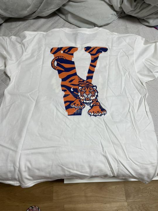 ブランド VLONE XLサイズ 新品未使用 ACdjB-m68123266382 Tシャツ ネック