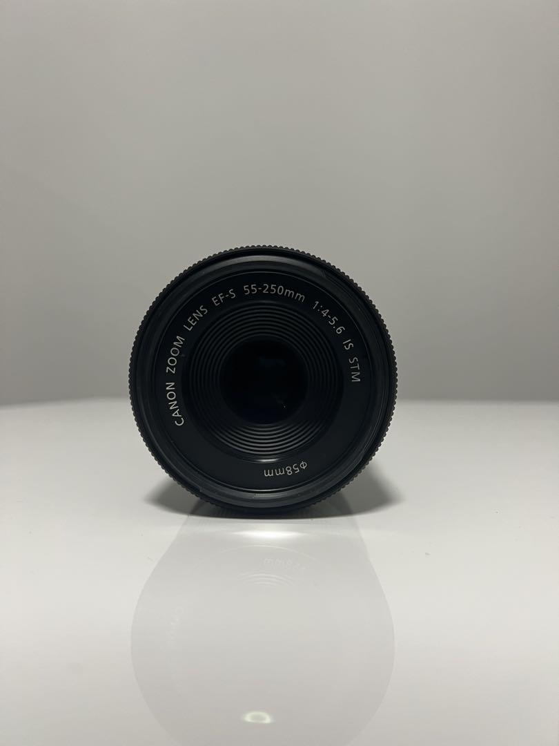 Canon EOS kiss X8i　本体とレンズ2本