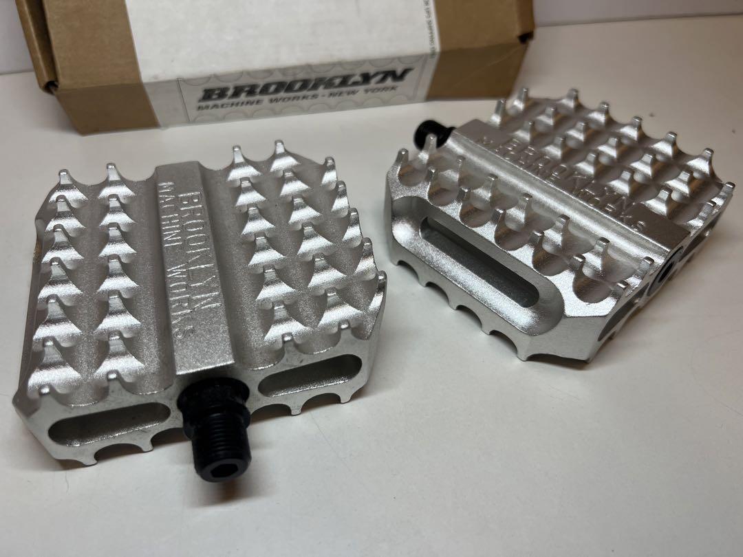 新品未使用品 BROOKLYN MACHINE WORKS シンバーガーペダル